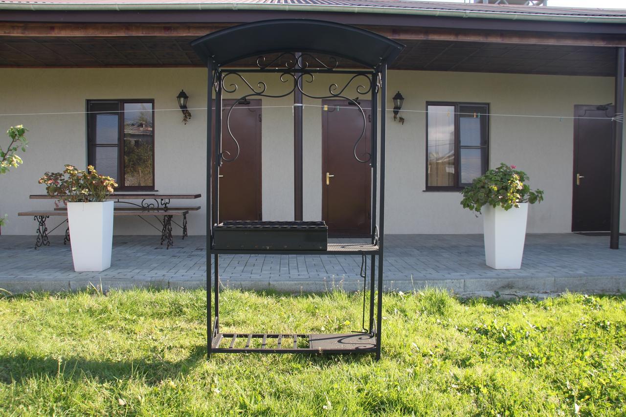 Амрапха Hotel Gudauta Eksteriør billede